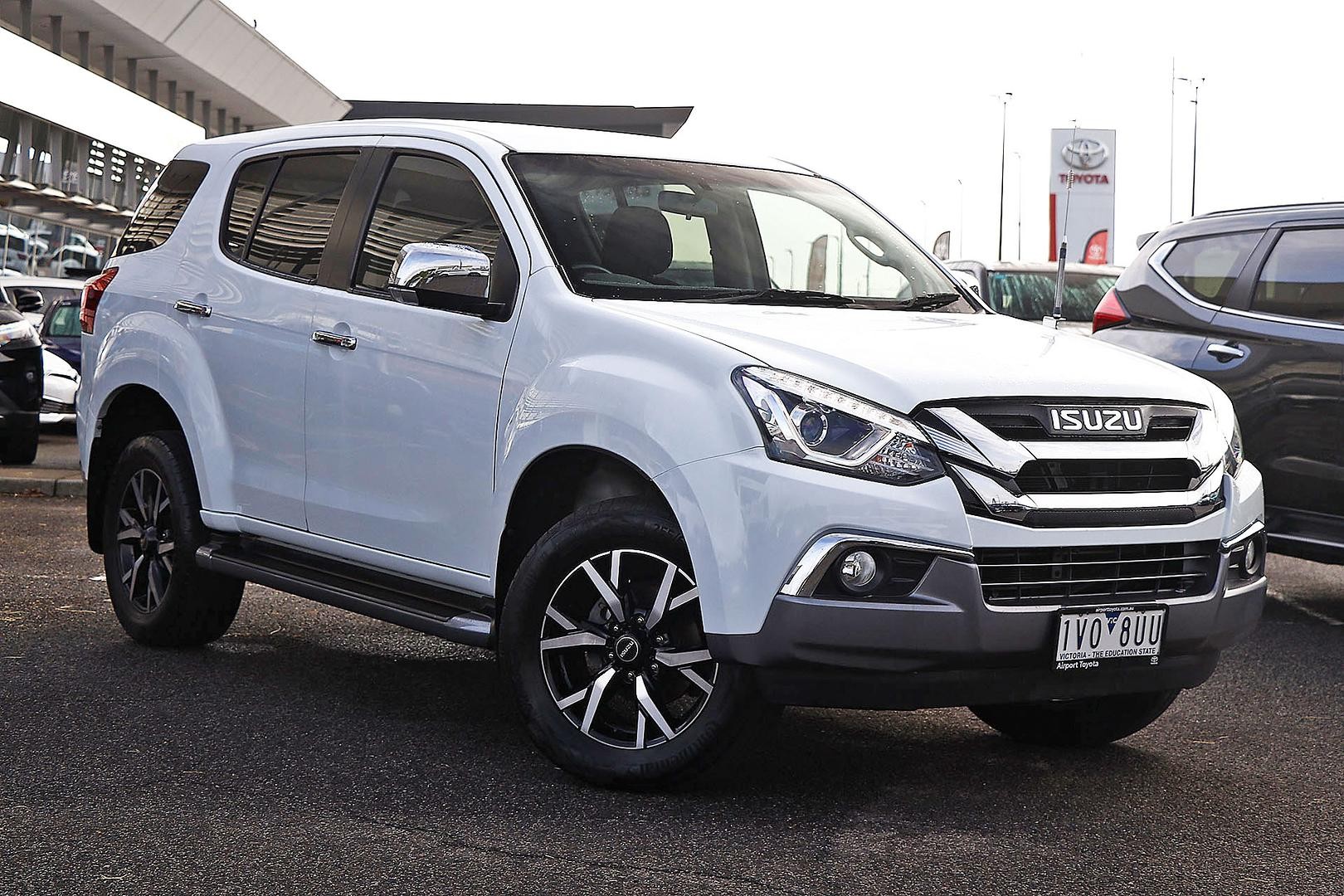 Isuzu Mu-x image 1