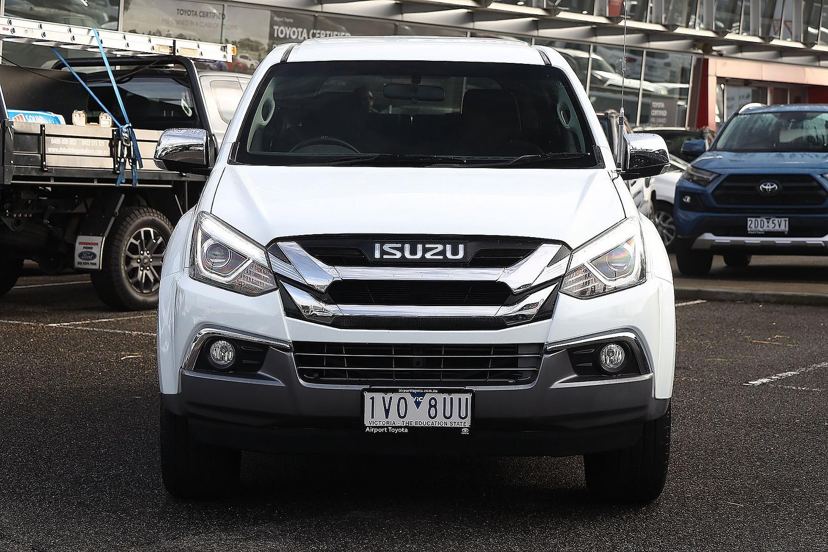 Isuzu Mu-x image 3