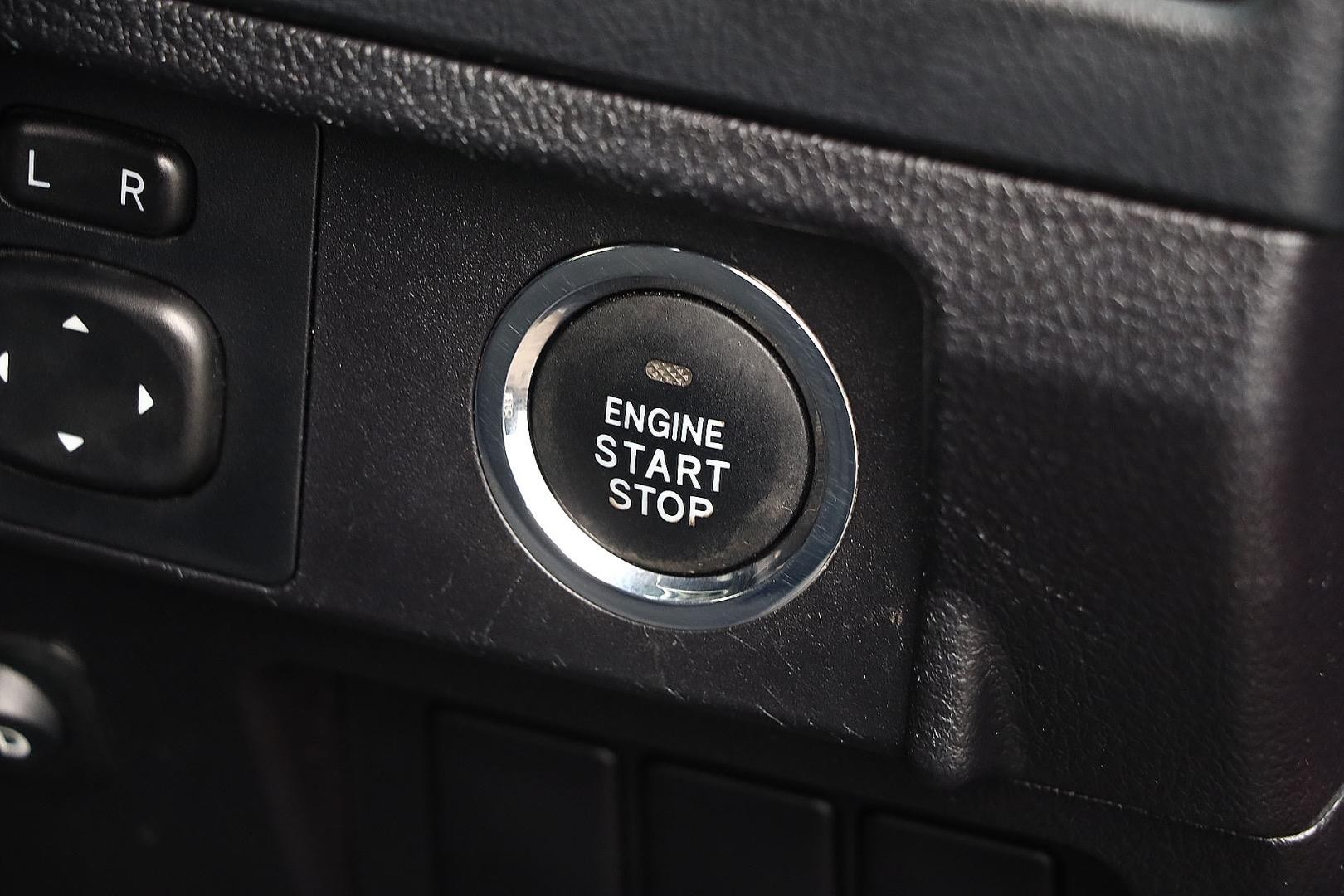 Toyota Landcruiser Prado image 4