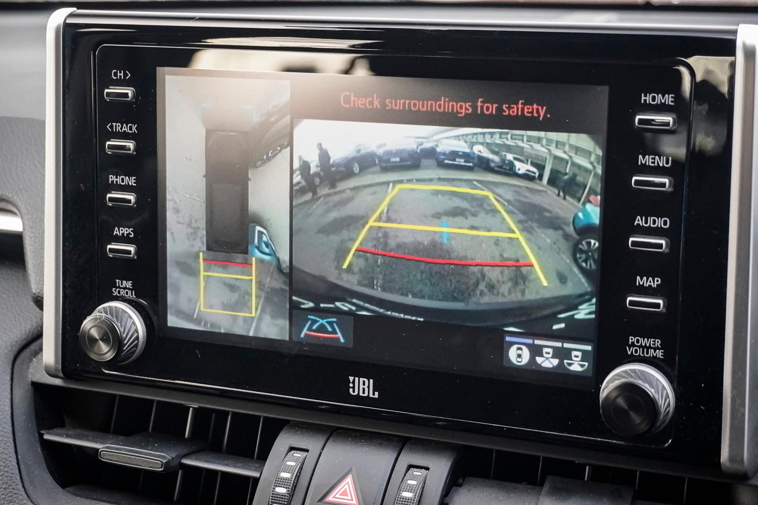 Toyota Rav4 image 2