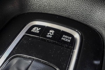 https://dvg-vehicle-assets.s3.amazonaws.com/81311/buuspx8c3elnu7dp05mspd9b8.jpg