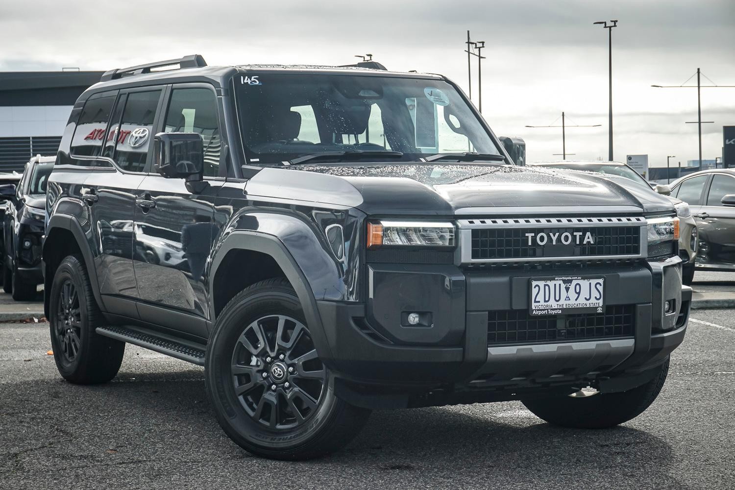 Toyota Landcruiser Prado image 1