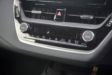https://dvg-vehicle-assets.s3.amazonaws.com/81318/4js5szj958iuh1h8olbt44qbc.jpg