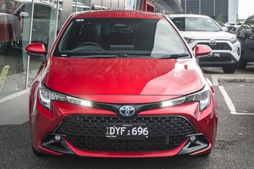 https://dvg-vehicle-assets.s3.amazonaws.com/81318/4mbh6jyeasilen7lw98p80b26.jpg