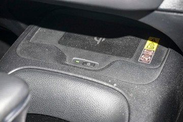https://dvg-vehicle-assets.s3.amazonaws.com/81318/55gj95980dcmly9oopiaqx0bx.jpg