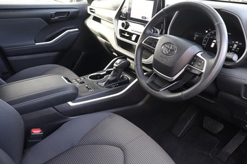 https://dvg-vehicle-assets.s3.amazonaws.com/81329/73mpznw6an3w6g6plwqq1gg7d.jpg