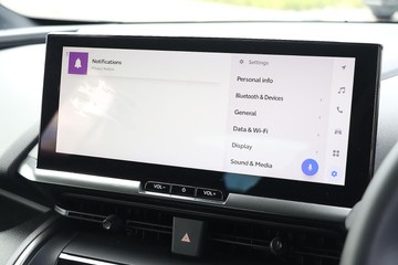 https://dvg-vehicle-assets.s3.amazonaws.com/81344/7dxigp70eqlx4euf8oxcc6ccw.jpg