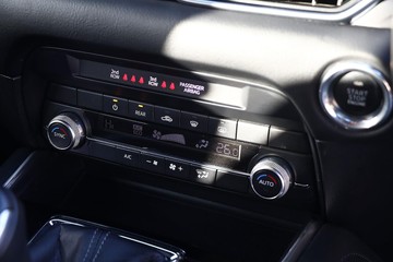 https://dvg-vehicle-assets.s3.amazonaws.com/81345/dxhjc93mzobfqeaap1aoa3h9m.jpg