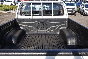 https://dvg-vehicle-assets.s3.amazonaws.com/81361/5o1sstqkzc9tpskybllpk1i0r.jpg