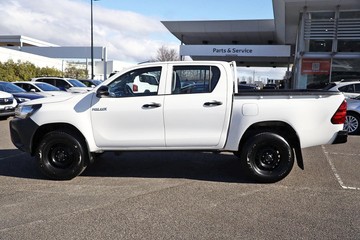 https://dvg-vehicle-assets.s3.amazonaws.com/81361/d8pvr3y2r8wyvusi6t8cwcuzt.jpg