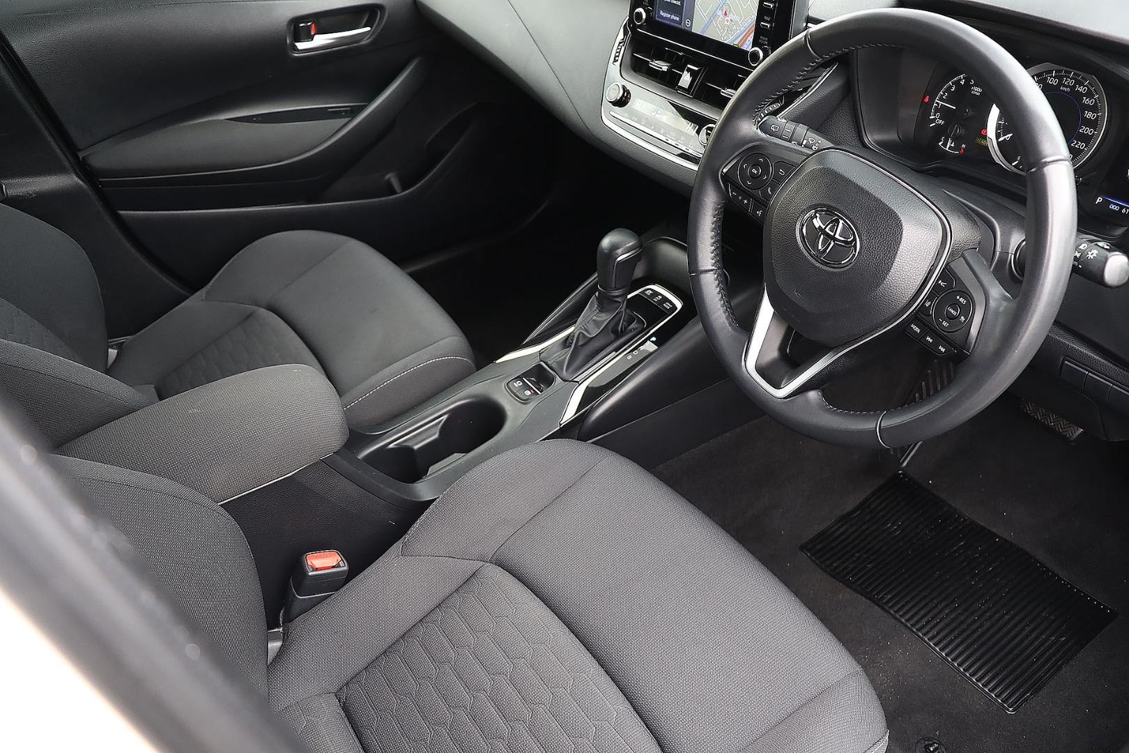 Toyota Corolla image 4