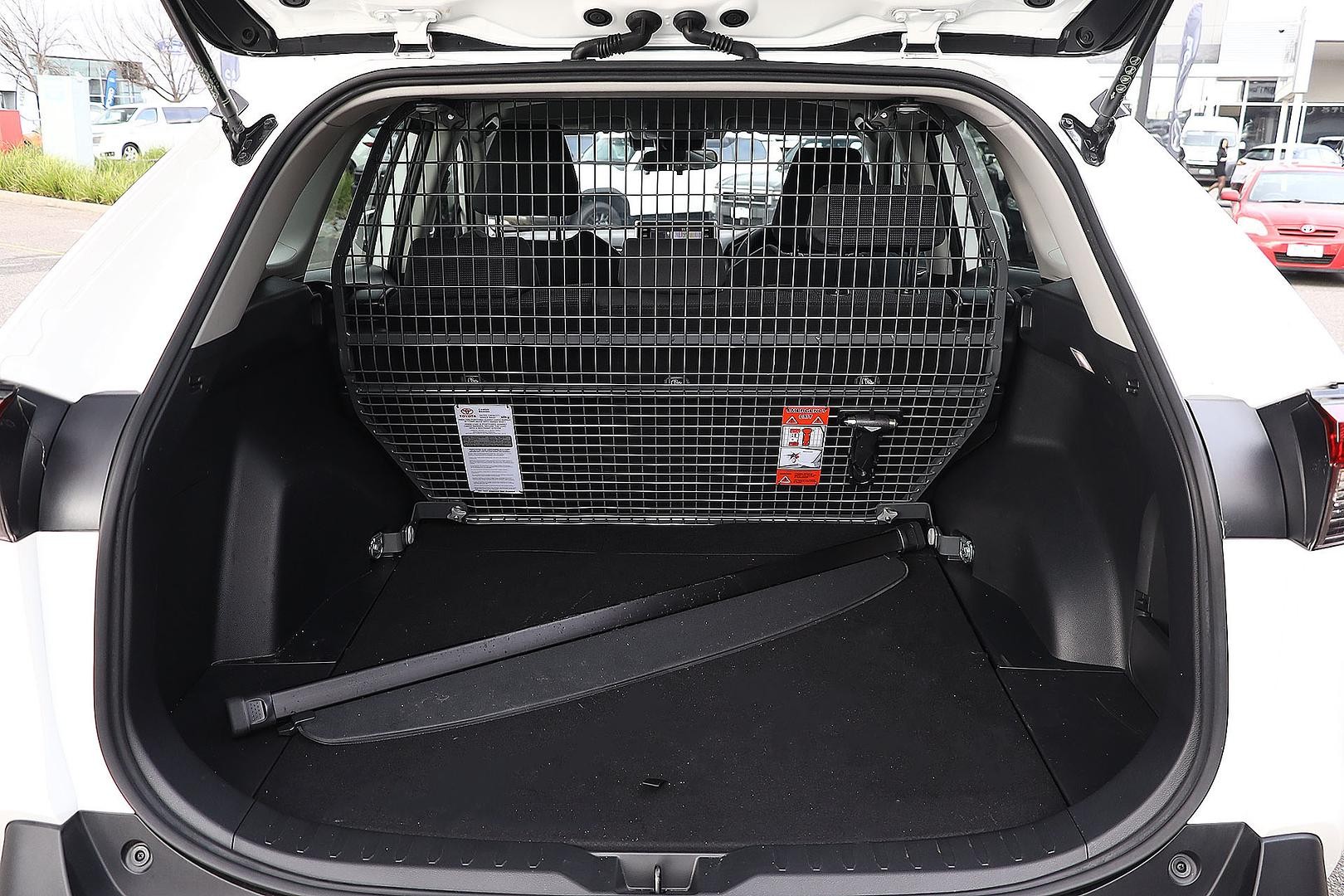Toyota Rav4 image 4