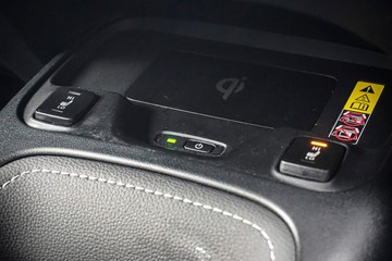 https://dvg-vehicle-assets.s3.amazonaws.com/81374/3j3fspg3myqj0ppyvub9trc5v.jpg