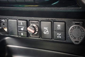 https://dvg-vehicle-assets.s3.amazonaws.com/81375/58v8yh0bgtgm3pi4wc3wljn3v.jpg