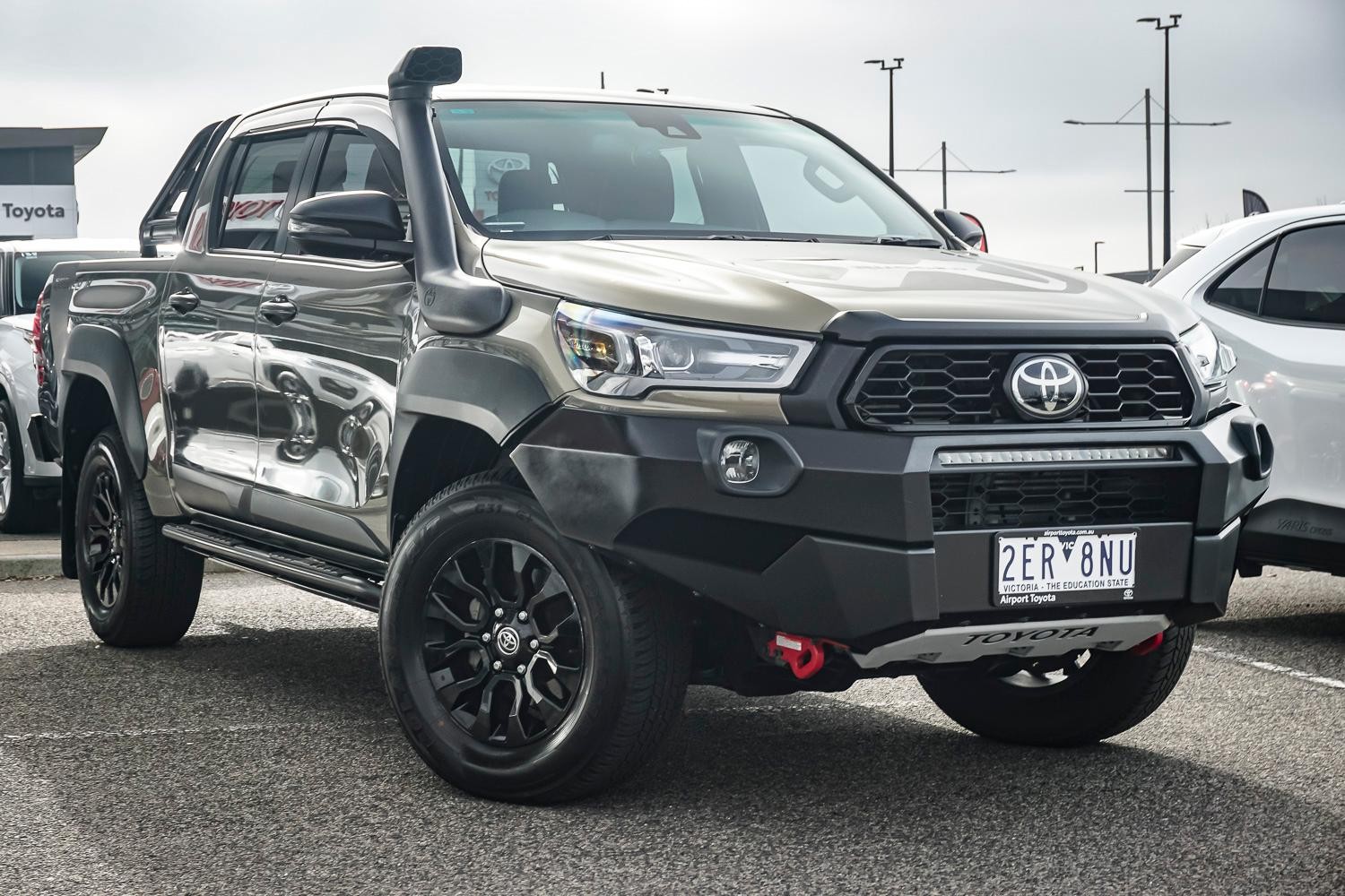 Toyota Hilux image 1