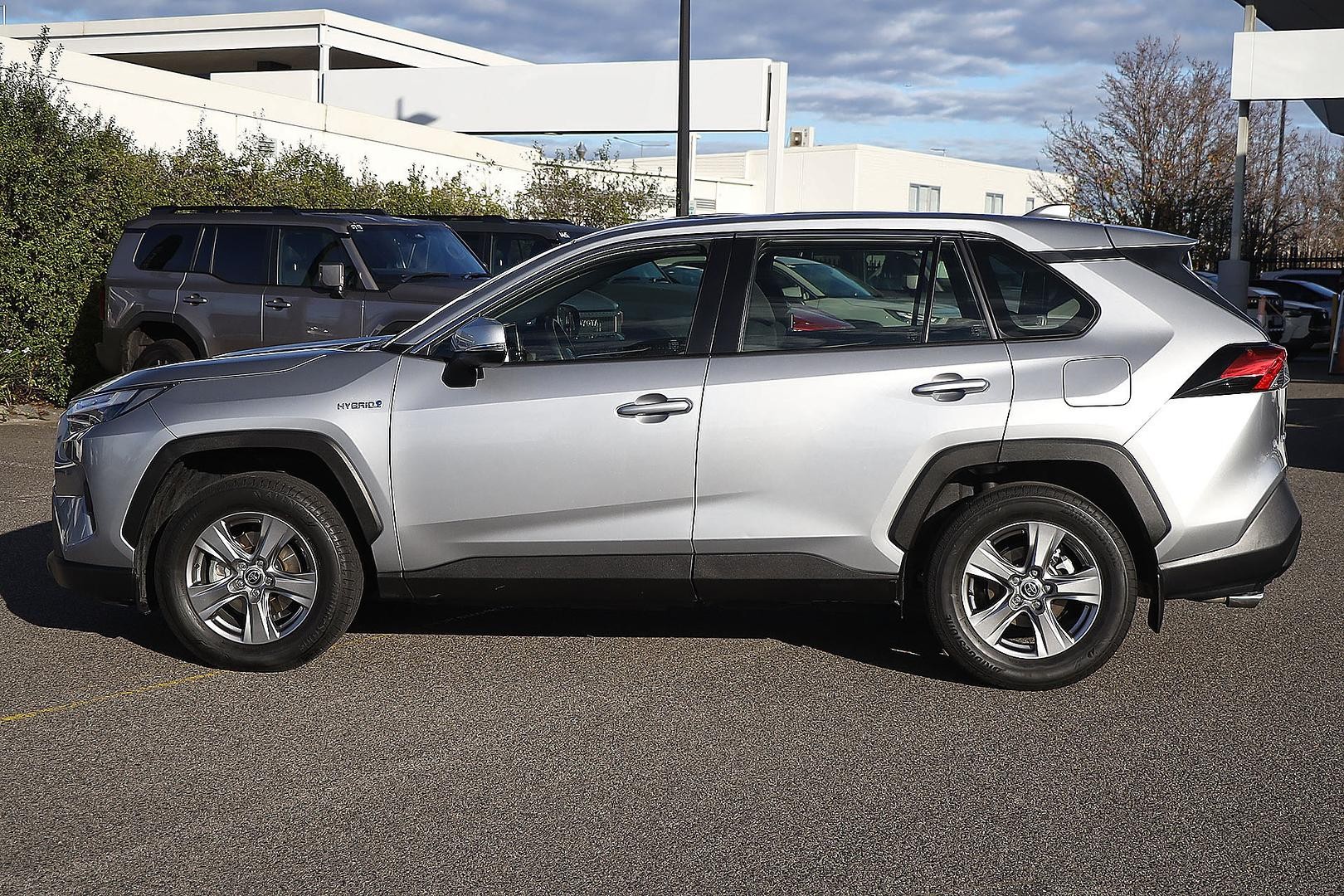 Toyota Rav4 image 4