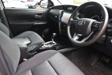 https://dvg-vehicle-assets.s3.amazonaws.com/81397/16wo4n330e7rixr174mi048yt.jpg