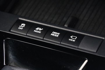 https://dvg-vehicle-assets.s3.amazonaws.com/81399/4awug7e5zmh8jpw7hcksp78an.jpg