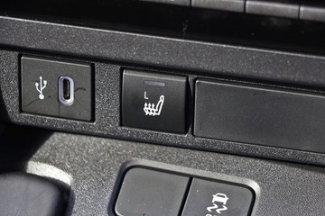 https://dvg-vehicle-assets.s3.amazonaws.com/81403/29u9u6htee98mntgjnky0t6mz.jpg