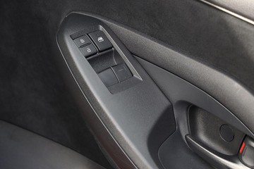 https://dvg-vehicle-assets.s3.amazonaws.com/81403/84e2j6c5ju3mzxl7p81jlk7ll.jpg