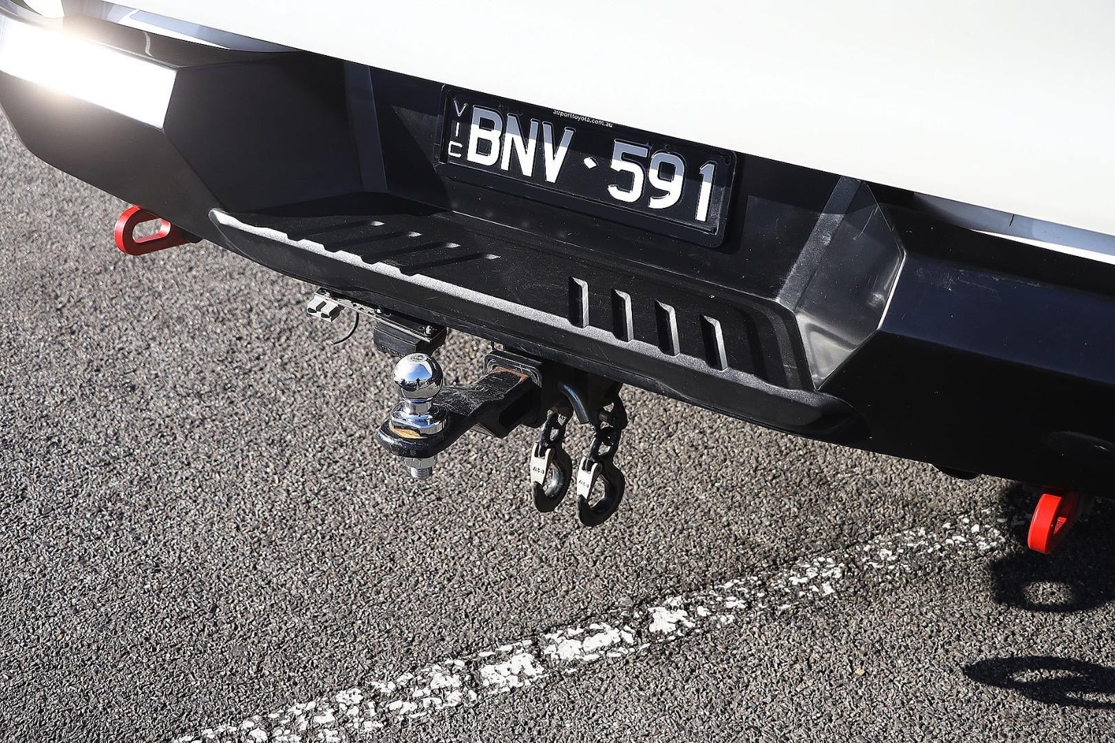 Toyota Hilux image 4