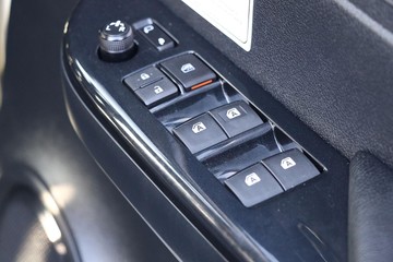 https://dvg-vehicle-assets.s3.amazonaws.com/81411/yh0f58c7786k4gy8uaxvjcu2.jpg