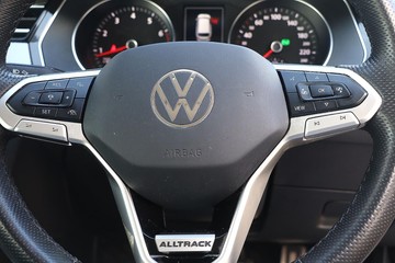 https://dvg-vehicle-assets.s3.amazonaws.com/81421/akgtdodg1piskwca9ryf7ksn7.jpg