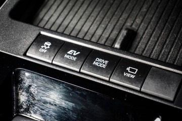 https://dvg-vehicle-assets.s3.amazonaws.com/81422/3mnthwfp8t56mmirczoqedv2a.jpg