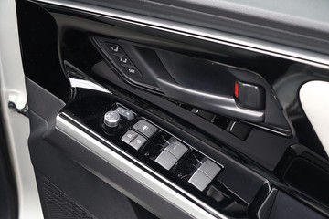 https://dvg-vehicle-assets.s3.amazonaws.com/81440/918html8vrno1fcv90u94p91q.jpg