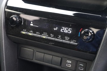 https://dvg-vehicle-assets.s3.amazonaws.com/81460/9gc0izm31p50c7i7nz418vijz.jpg