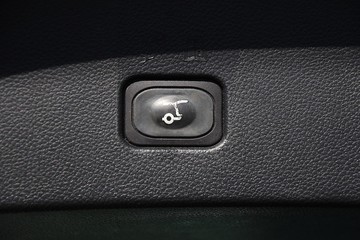 https://dvg-vehicle-assets.s3.amazonaws.com/81468/cbxbfydkbgsg44rbex5ktg9e0.jpg
