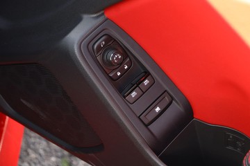 https://dvg-vehicle-assets.s3.amazonaws.com/81484/b40xnr6i63ypd3cosvkb386uc.jpg