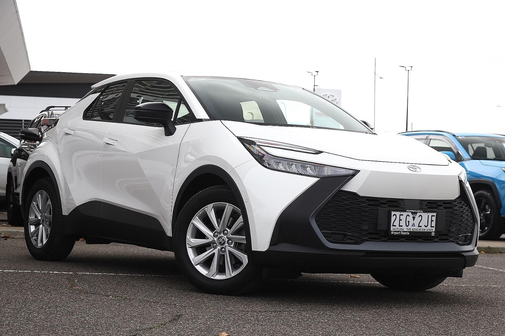 Toyota C-hr image 1
