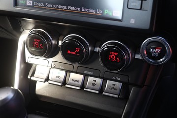 https://dvg-vehicle-assets.s3.amazonaws.com/81492/9t6sd0g6jcj8phhzkni4mefpn.jpg