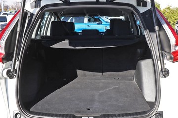 https://dvg-vehicle-assets.s3.amazonaws.com/81497/ee7vxz6oqpvvt56cb10do929m.jpg
