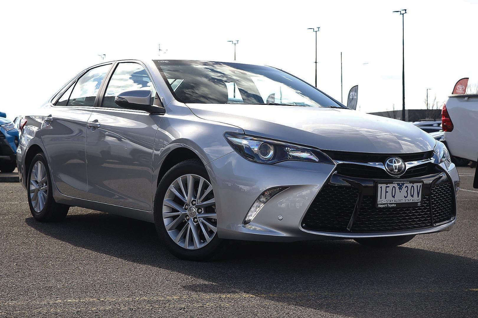 Toyota Camry image 1