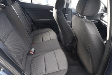 https://dvg-vehicle-assets.s3.amazonaws.com/81508/4xf53evwd0c5b3jyivt97wgnu.jpg