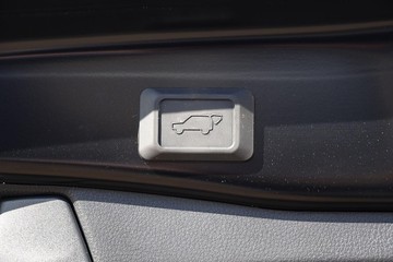 https://dvg-vehicle-assets.s3.amazonaws.com/81512/3wj3id3x1omv8i8pkoulqfa9v.jpg