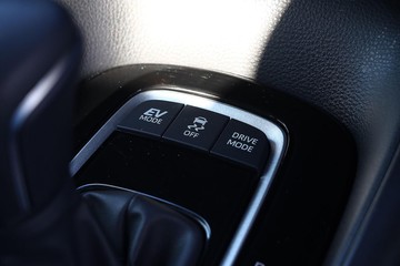 https://dvg-vehicle-assets.s3.amazonaws.com/81513/8q88eqwnsa8ggrzmgapleh0jt.jpg