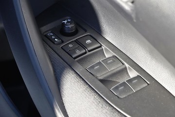 https://dvg-vehicle-assets.s3.amazonaws.com/81513/mqj2jeux3qrrhvvx793ufb3i.jpg