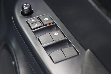 https://dvg-vehicle-assets.s3.amazonaws.com/81529/4tiiet0kcb7x3cnpjvrea4r82.jpg