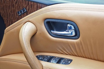 https://dvg-vehicle-assets.s3.amazonaws.com/81548/dx62emh1yw2xyhuvnkq8nvi5.jpg