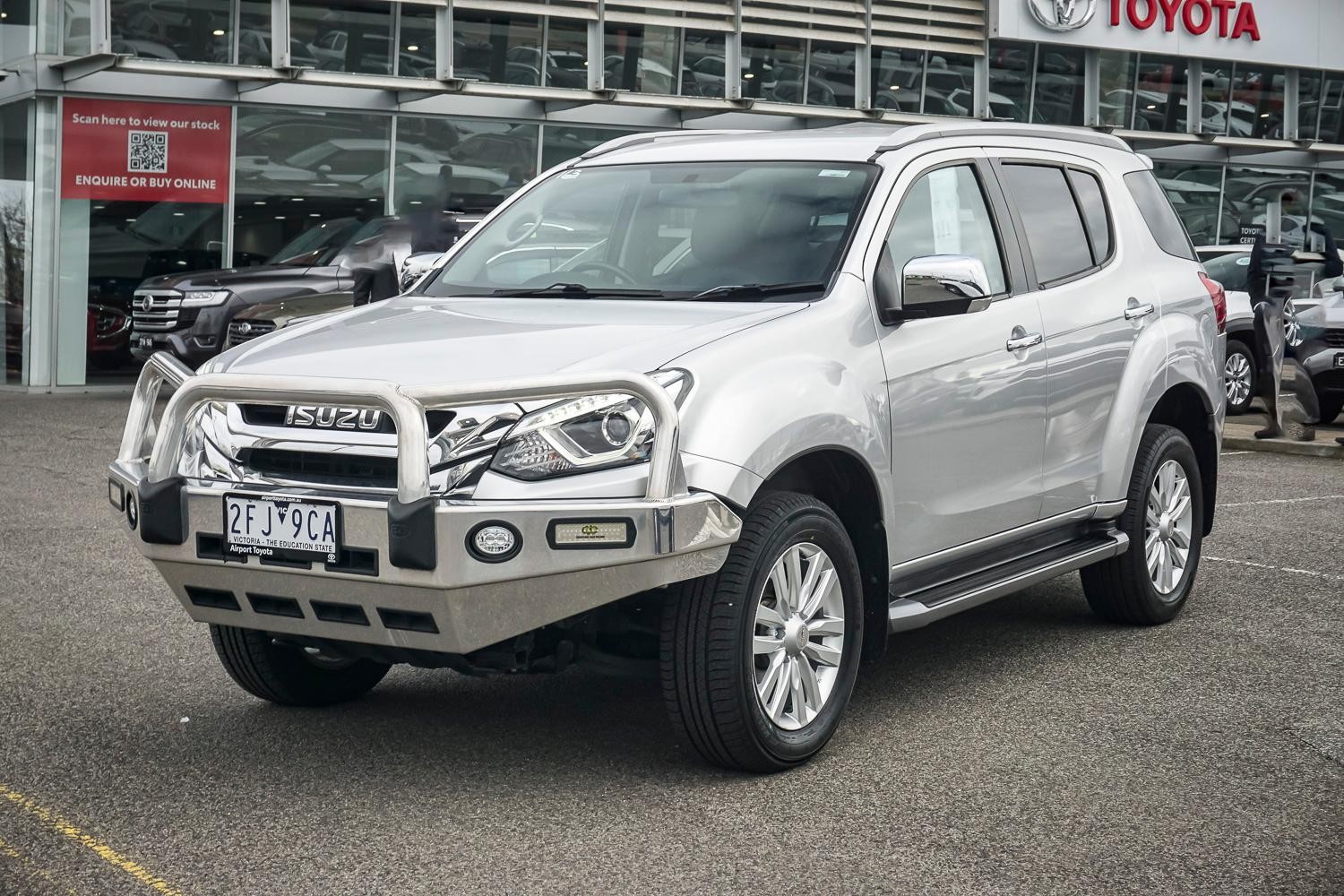 Isuzu Mu-x image 4