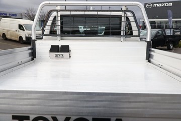 https://dvg-vehicle-assets.s3.amazonaws.com/81553/1trg41szadkj1978zikgznykl.jpg