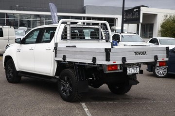 https://dvg-vehicle-assets.s3.amazonaws.com/81553/emz4sfj8ml9pfll5ifrpghofk.jpg