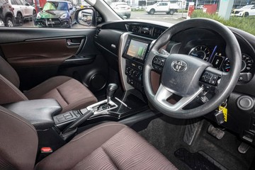https://dvg-vehicle-assets.s3.amazonaws.com/81564/6ueinsohjvrfexq4ouxj3lmsu.jpg