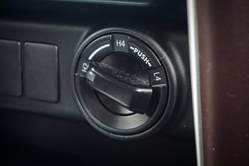 https://dvg-vehicle-assets.s3.amazonaws.com/81564/esc2ctwuj317jll3e7lvj67xj.jpg