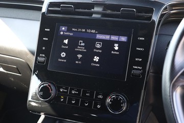 https://dvg-vehicle-assets.s3.amazonaws.com/81565/6ri52cuh1ywfbagnxi3c1ue3k.jpg