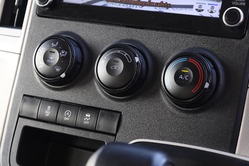 https://dvg-vehicle-assets.s3.amazonaws.com/81573/4dyshcpe7e8gyp7g7jalcx7bz.jpg