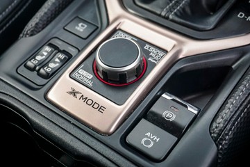 https://dvg-vehicle-assets.s3.amazonaws.com/81584/5qjnthkvbgv445xumvcpnd01y.jpg